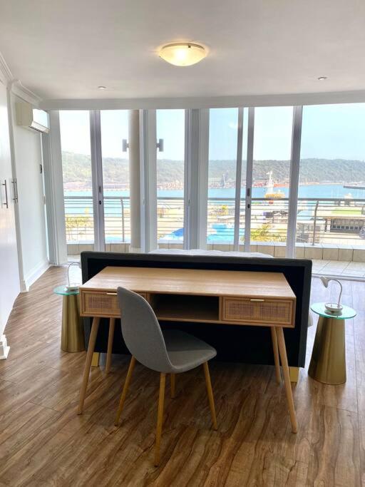 The Sails Penthouse Apartment with Exclusive Rooftop Pool photo