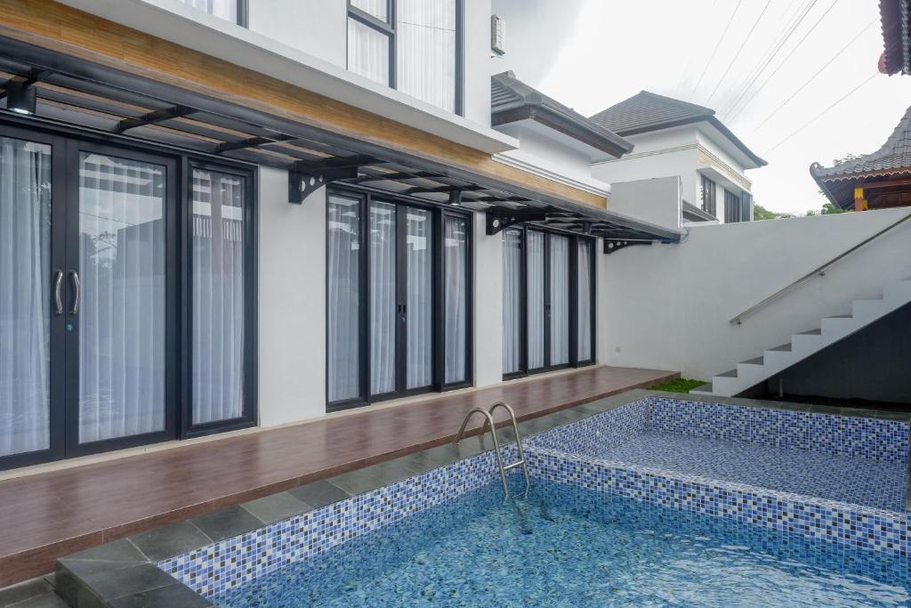 The Lavana Greenkhaza Villa Jogja