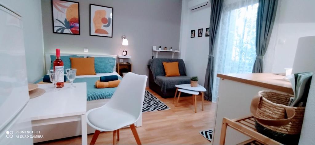 Elegant Central Studio Free wifi and netflix, Volos