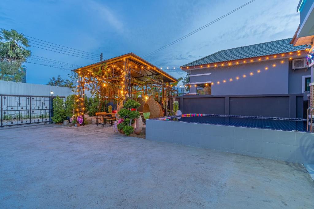 Mew poolvilla5 photo