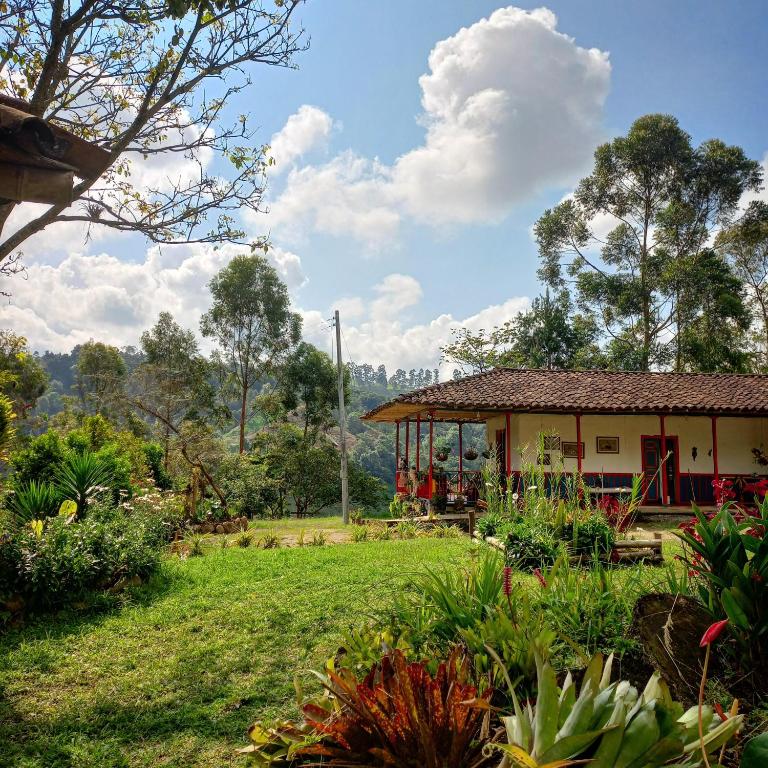Hostal rural la montana alquiyapura — Hotel in Salento