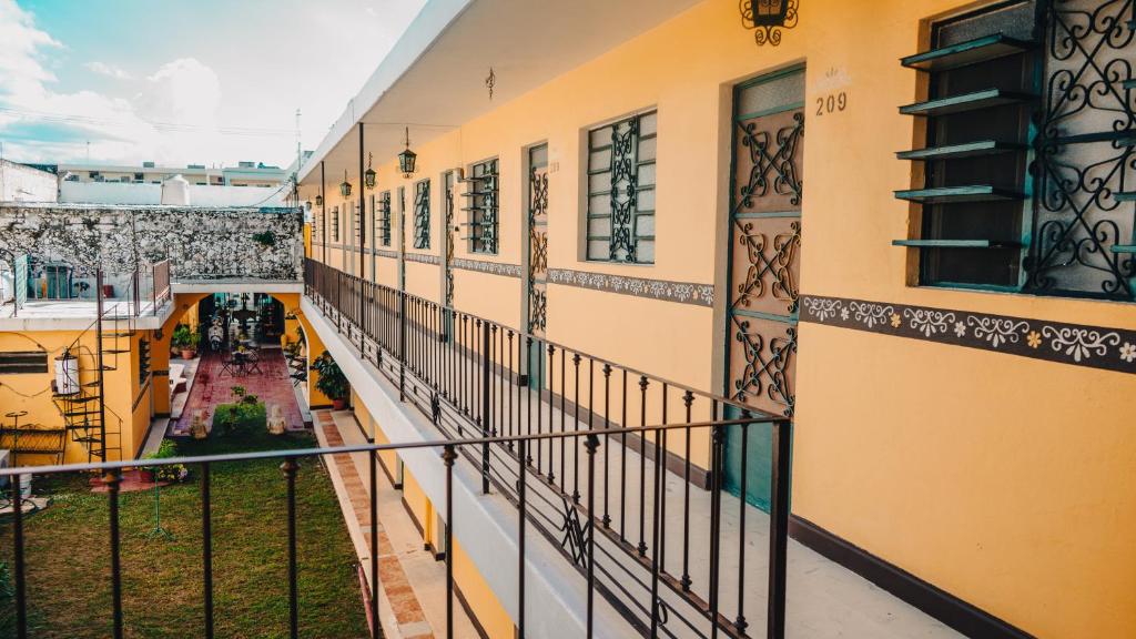 Hotel Mucuy photo