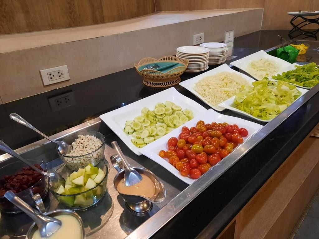 อาหารและเครื่องดื่ม