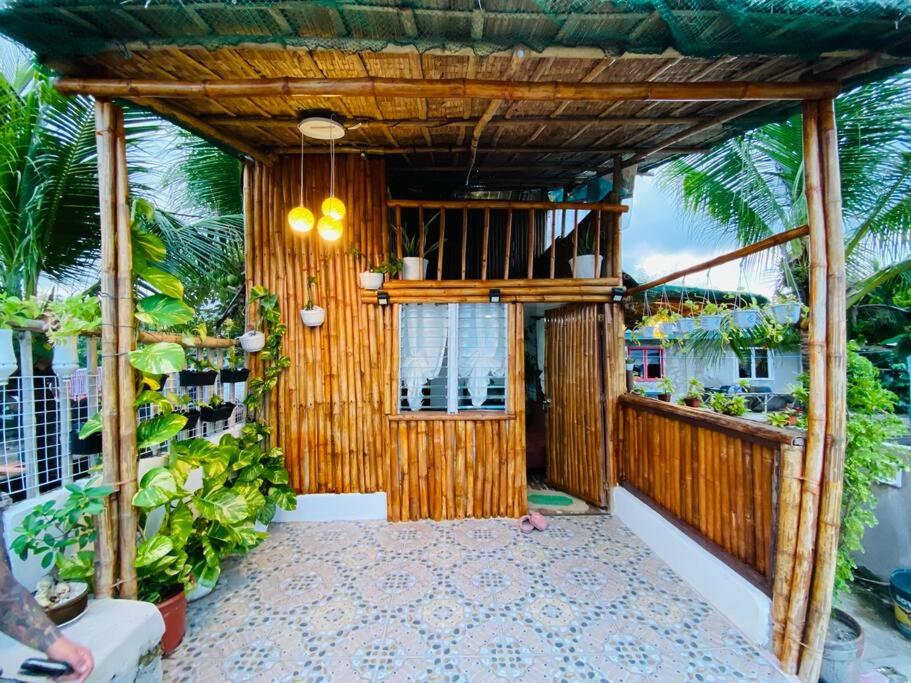 Joyful Hut with Netflix and Perfect Sunrise View Maya, Daanbantayan photo