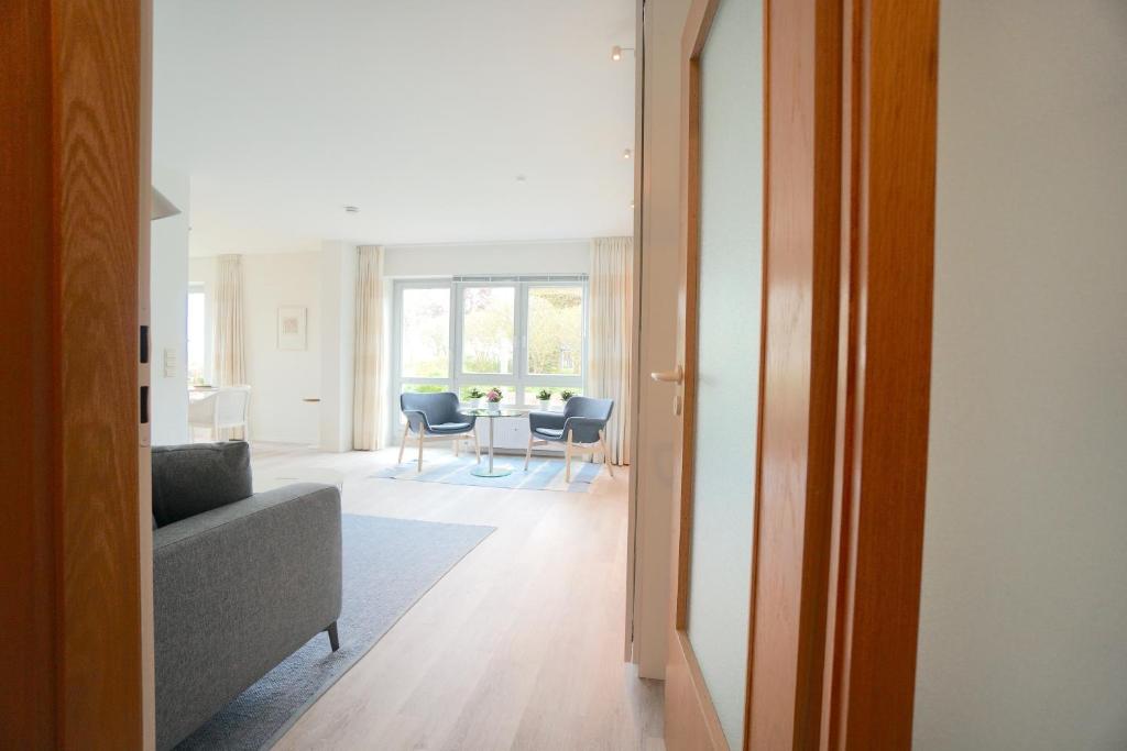 Ferienwohnung Strandhupfer - direkt am Meer photo