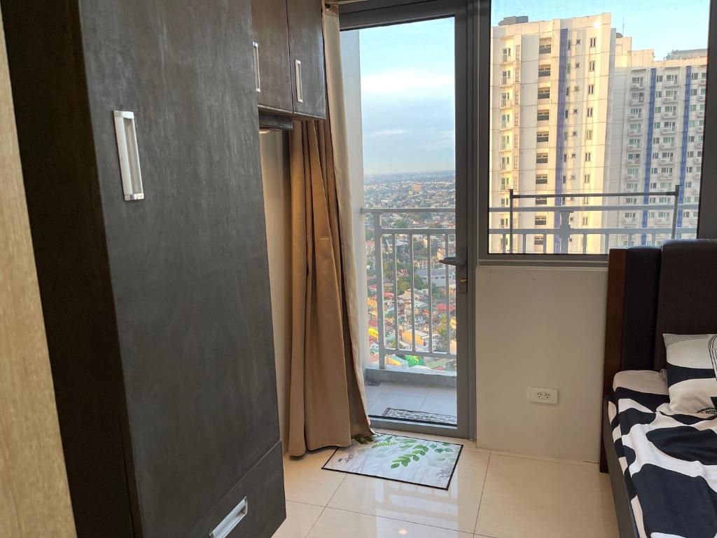 relaxing city view, Manila