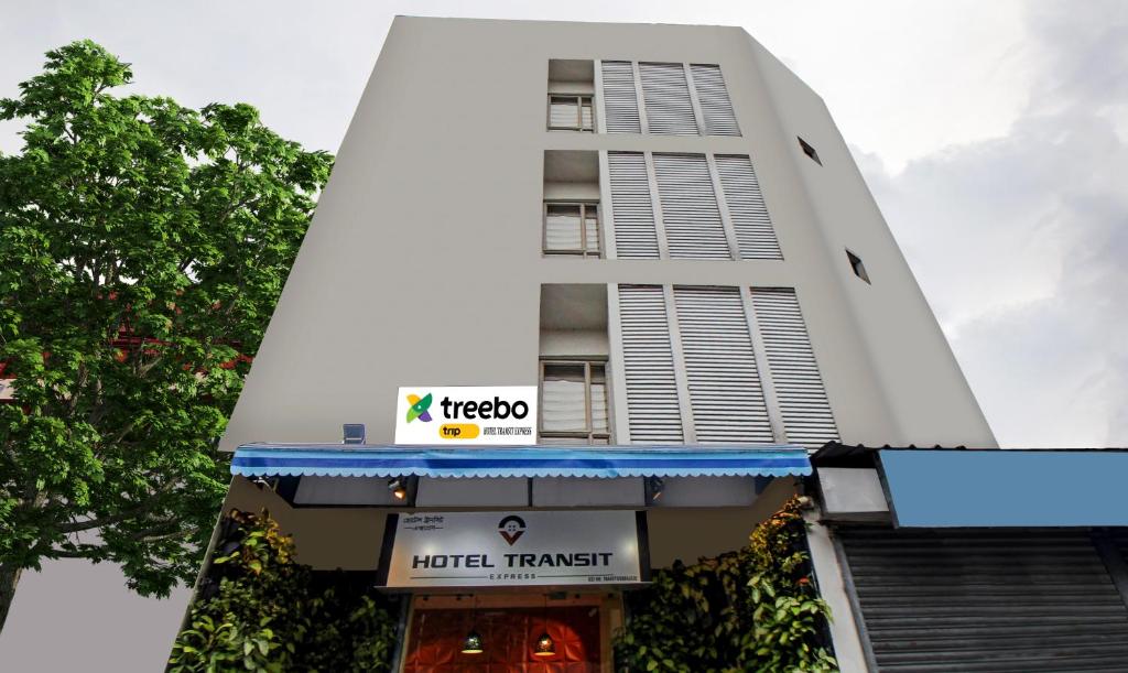 Hotel Transit Express photo