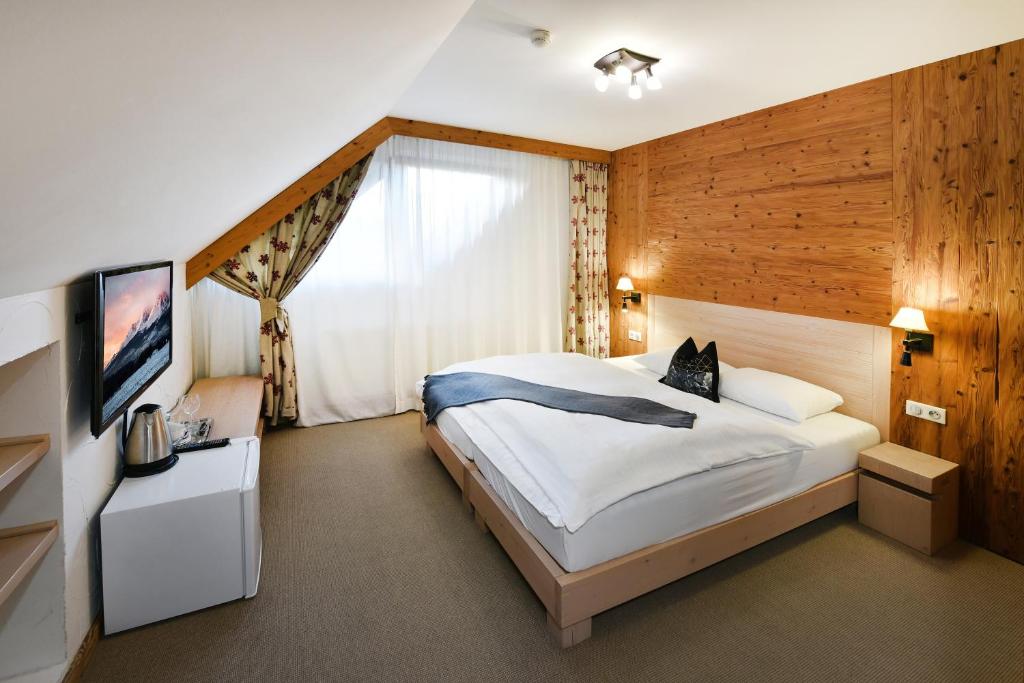 Kukucka Mountain Hotel & Residences photo