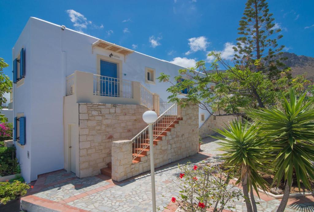 Lofos Apartments — Hotel building in Hersonissos
