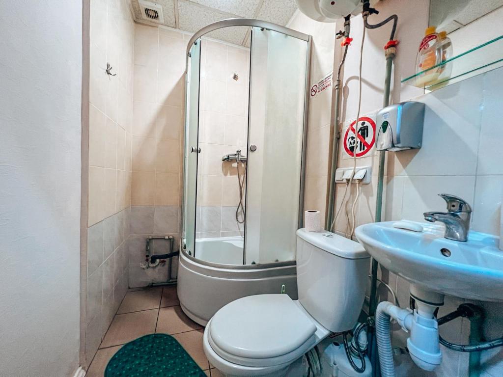 Guest House near Railway Station photo
