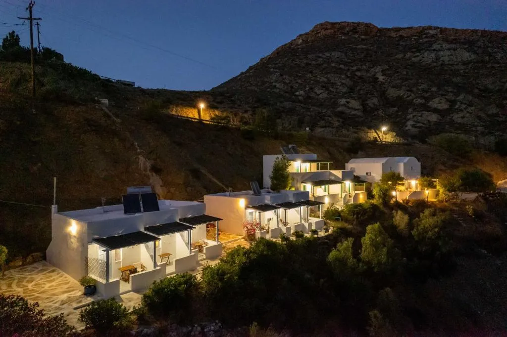 TA PLAGIA accommodation, hotel in Anafi