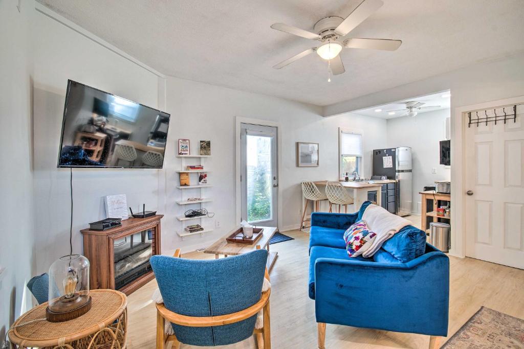 Cozy Rochester Gem Patio, Downtown Location!