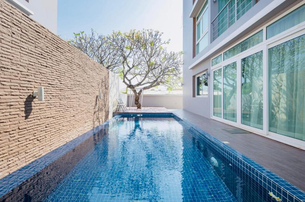 Luxury villa with private pool at hua hin photo