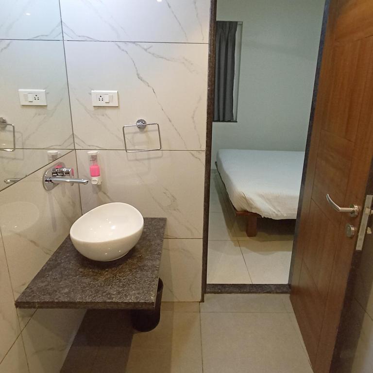 Sharman Suites photo