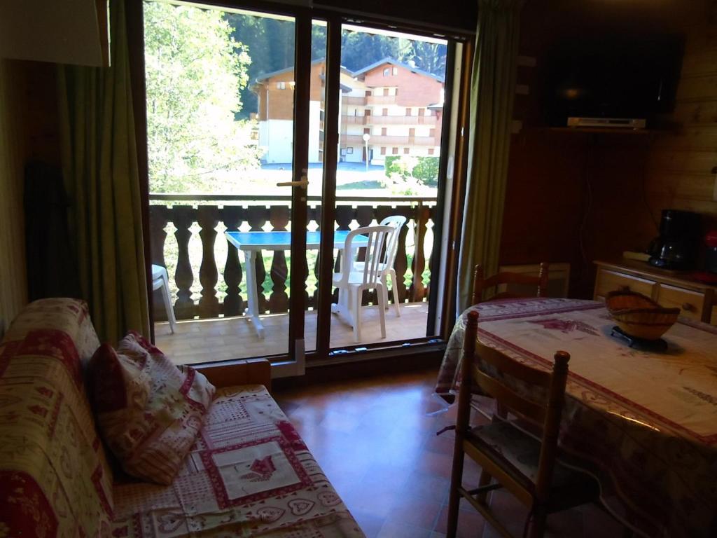 Appartement cosy 2 pièces, balcon et parking, Châtel - FR-1-198-113 - 3