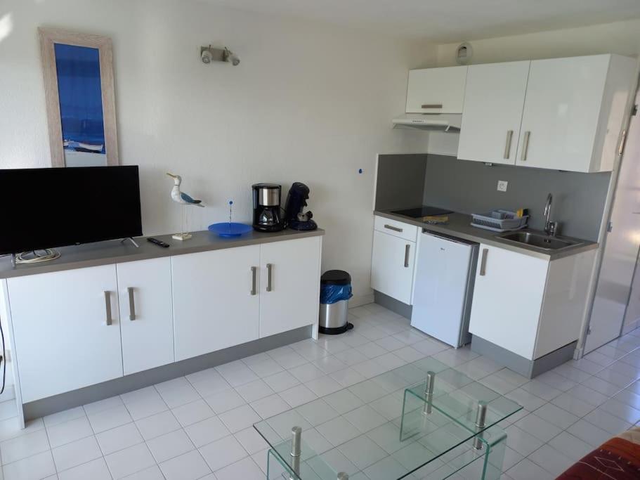 Amoureva F30, T2, parking, clim, piscine - 3