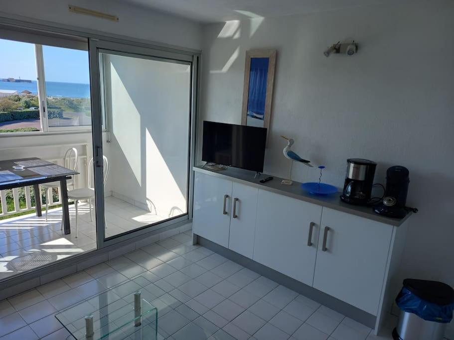 Amoureva F30, T2, parking, clim, piscine - 2
