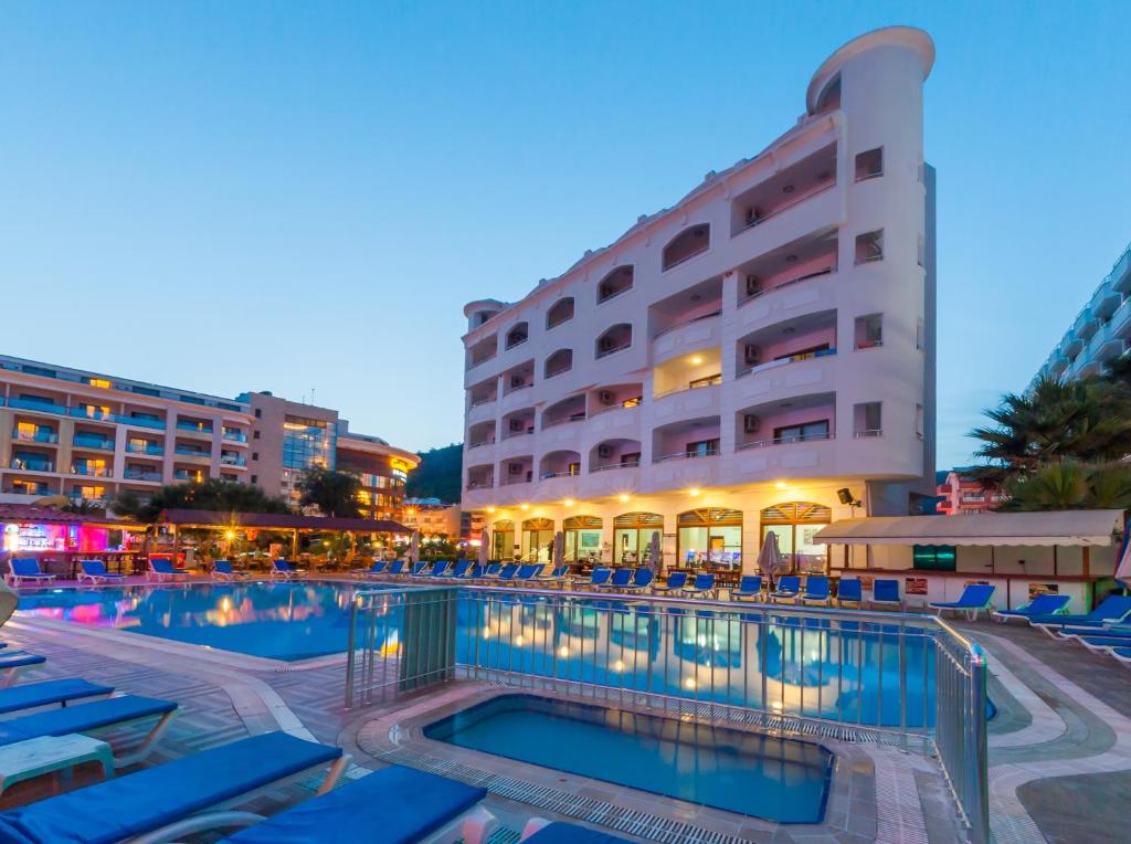 Hotel My Dream