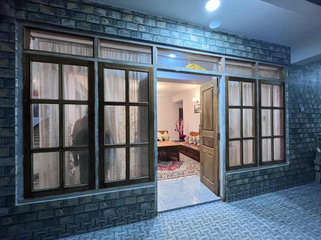 The Sherpa's Abode photo
