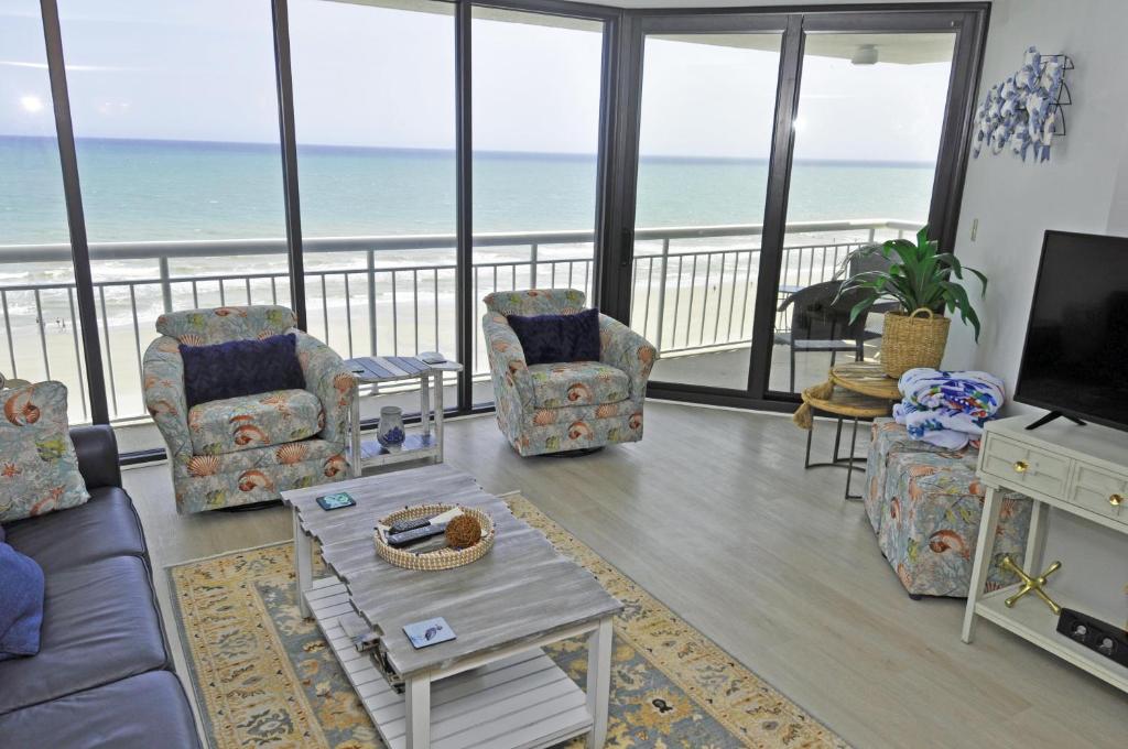 9CSTll Oceanfront 9th Floor 3BR/2B in Shoreham Towers II, Myrtle Beach