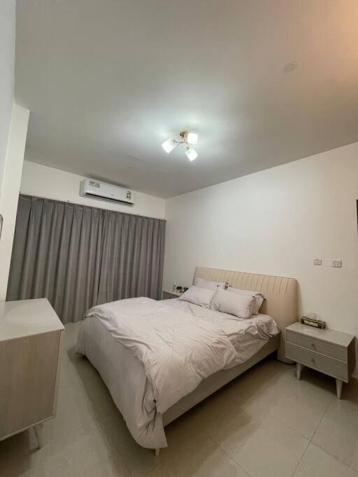 شقة فندقية مفروشة في مكان حيوي قريب المطار الدولي — Hotel in Muscat