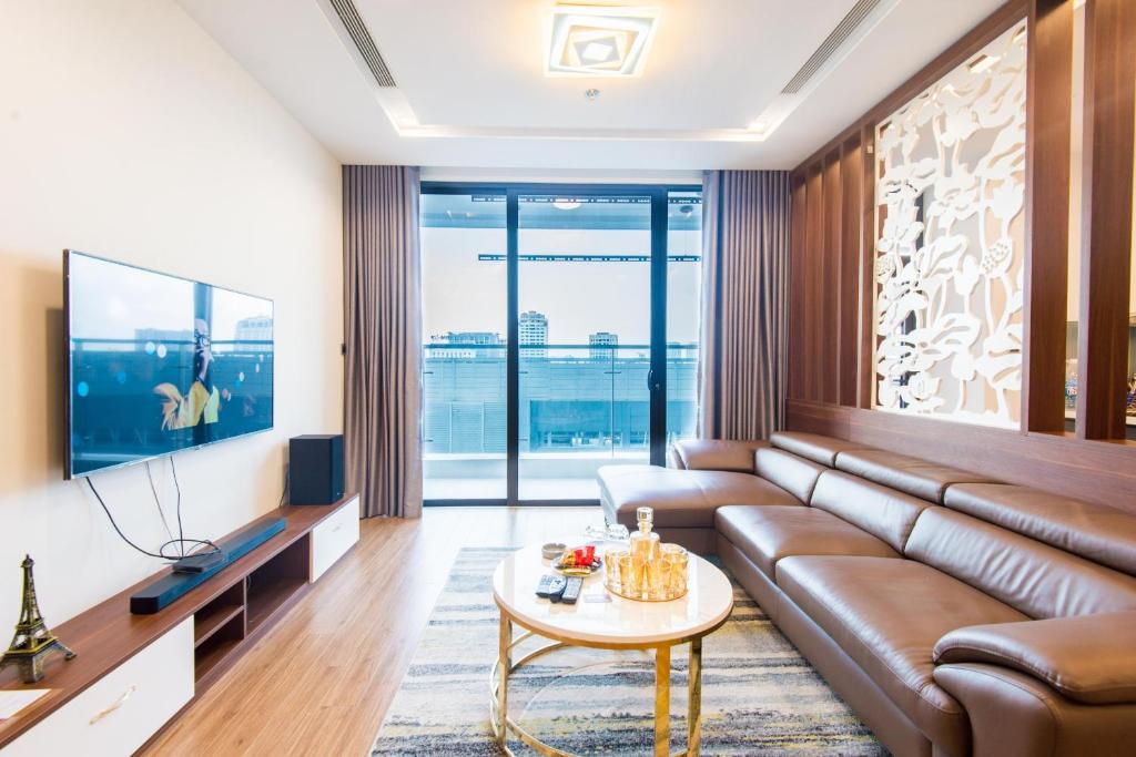Metropolis Apartment