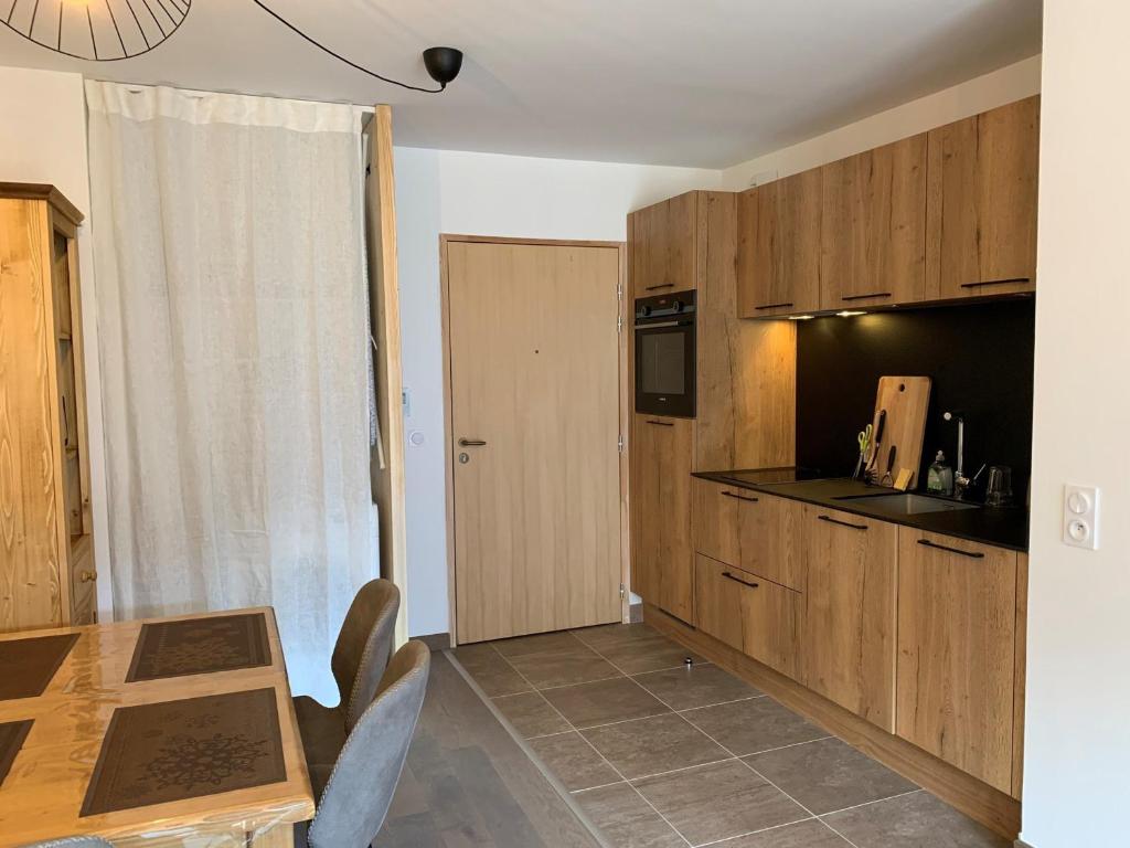 Superbe 2 pièces à Châtel avec garage privatif - FR-1-198-239 - 3