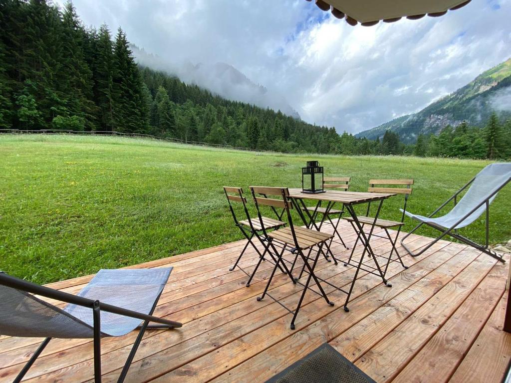 Appartement moderne avec terrasse, 6 personnes, parking inclus - FR-1-198-217 - 3