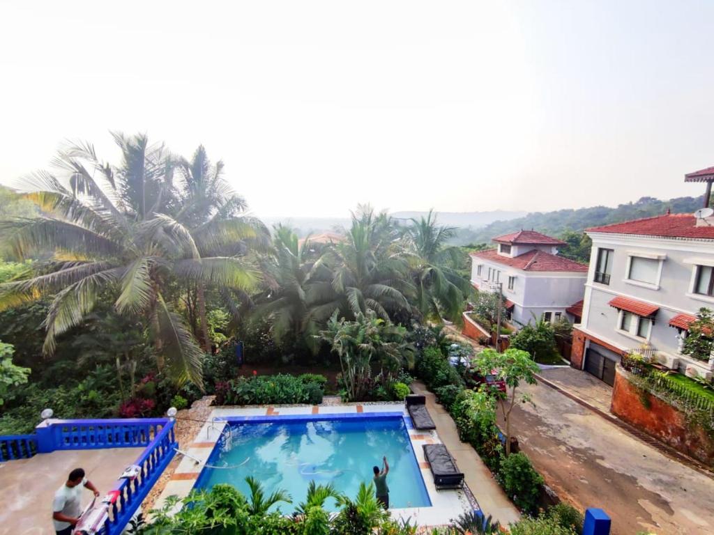 Hilltop 4BHK Villa with Private Pool Near Candolim photo