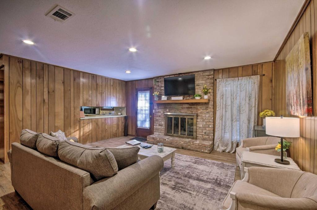 Peaceful Jackson Home with Yard Less Than 9 Mi to Dtwn!