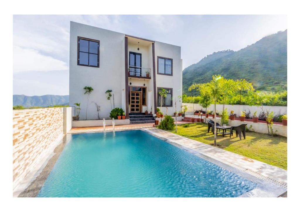 Heaven Hill 3BHK VILLA — Hotel in Udaipur