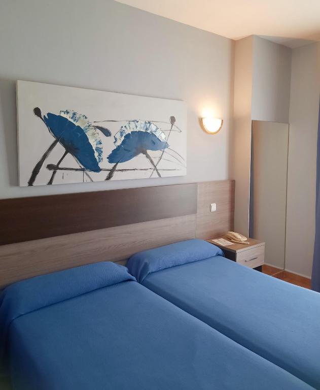 Hostal La Colonia - 4