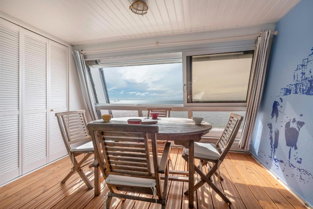 Face à la mer, appartement sous les toits pour 4, Pornichet