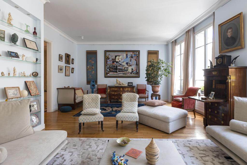 Veeve - Artful Elegance - 4