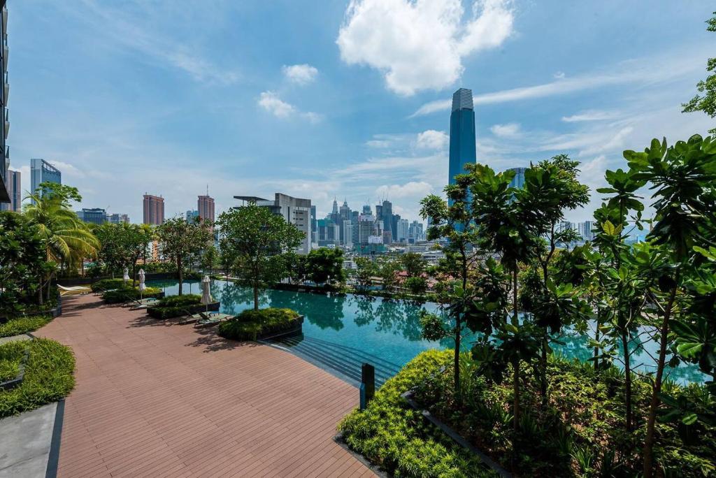 Continew by Plush — Hotel in Kuala Lumpur