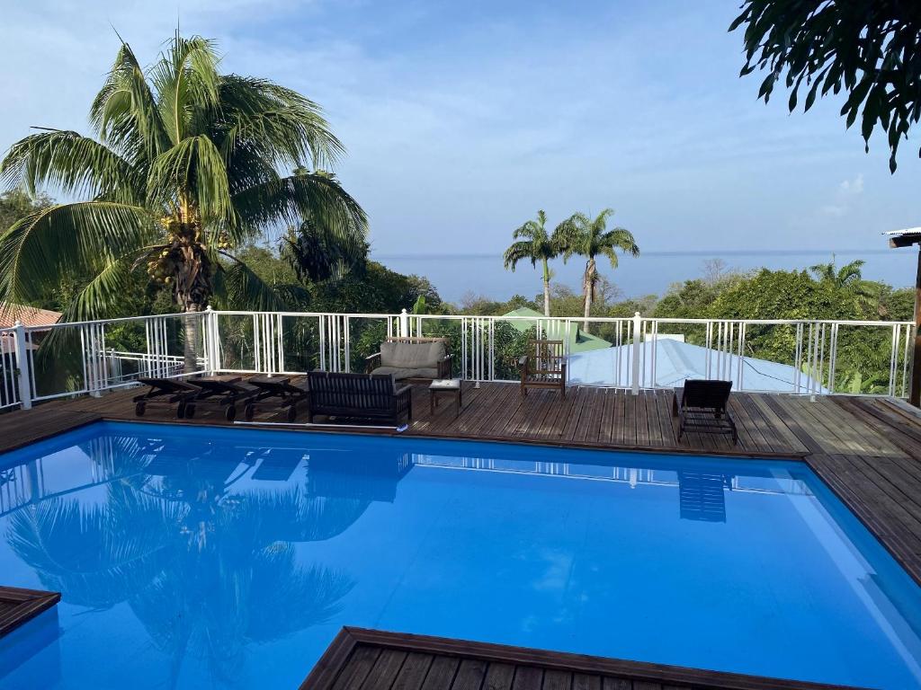 Maison en bord de mer à Pointe-Noire avec piscine partagée, Pointe-Noire