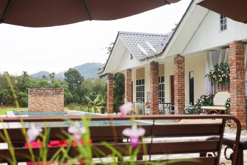 Rose Pool View Chalet Kampung Sungai Tembak,Baling Kedah photo