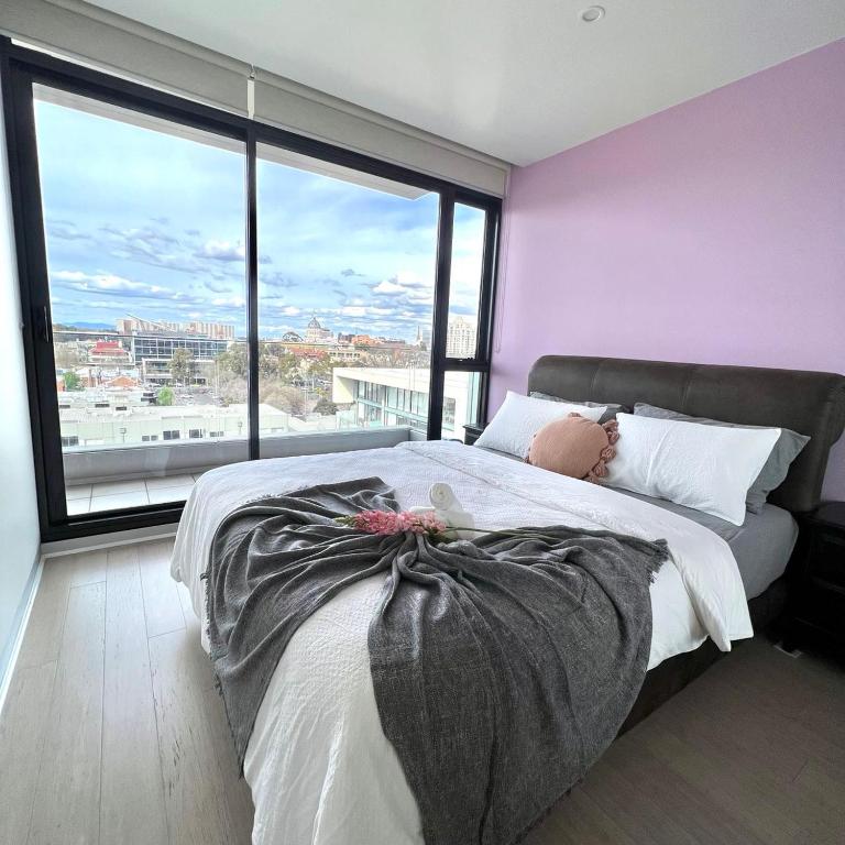 Carlton Stunning View Apartment with Free Parking photo