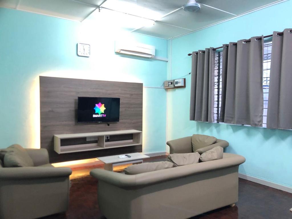 Sandakan Homestay SEMi D 3R2B For 10Pax photo