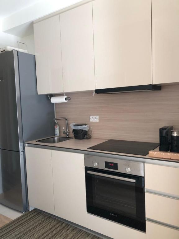 Cozy Belgrade Waterfront studio with Murphy bed - 3