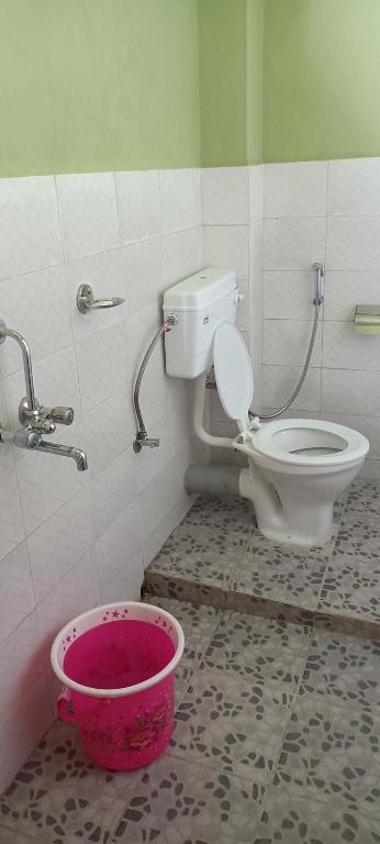 KN Sunshine Homestay (Saitsohpen-Sohra) photo