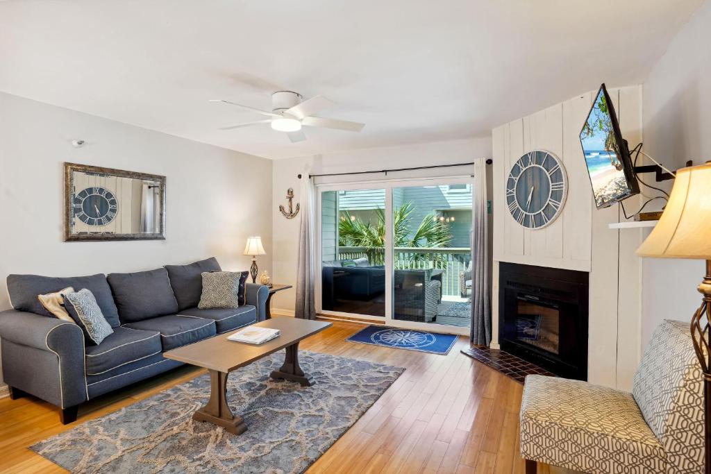 Pelican Pointe 2A, Clearwater Beach