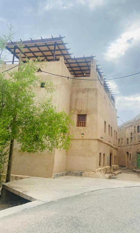 Alqalah Inn — Hotel in Nizwa
