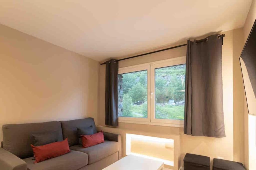 Lovely quiet apartment walking distance ski runs - HUT1-OO5333 - 2