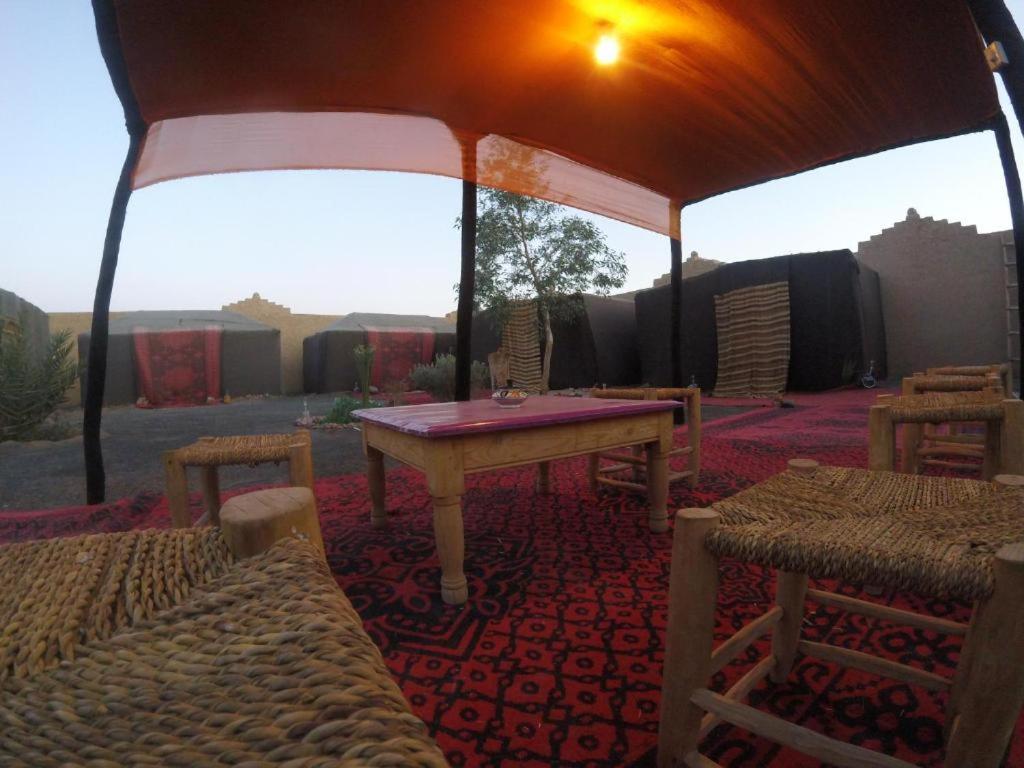 Nomad Bivouac — Hotel in Merzouga