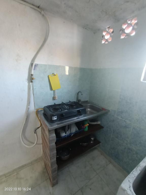 Hermoso apartamento independiente con cocina - 5