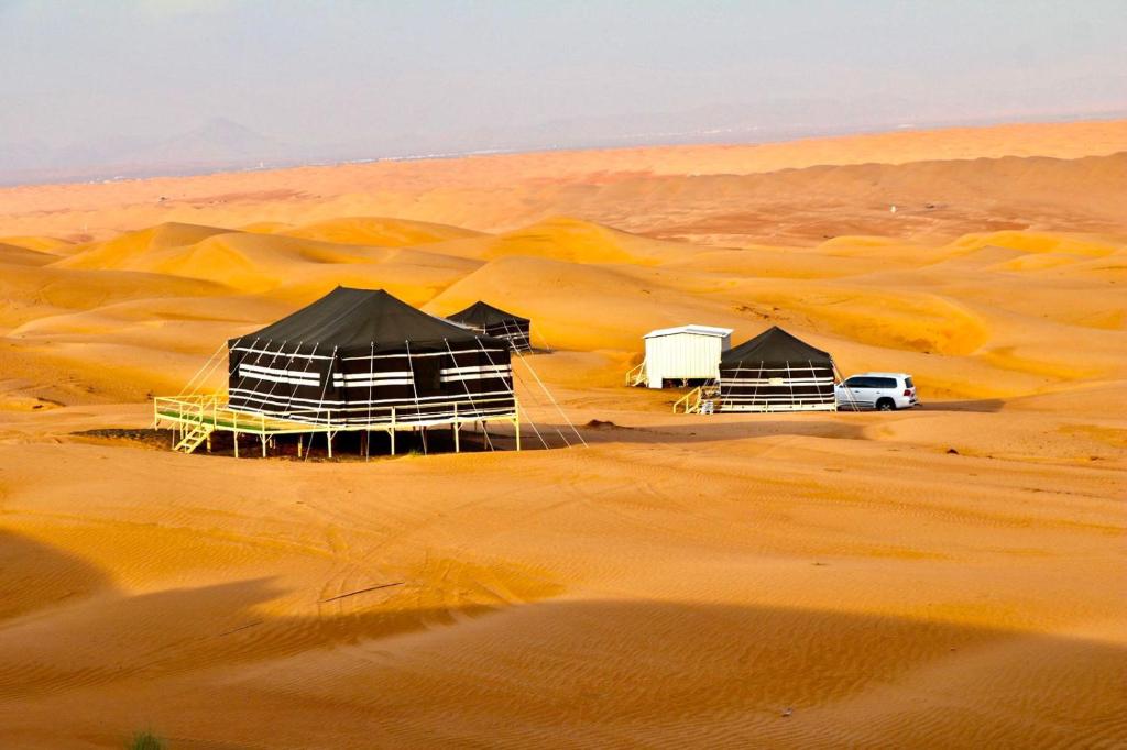 Book Rashid Desert Private Camp in A'Sharqiyah Sands (Wahiba), Oman
