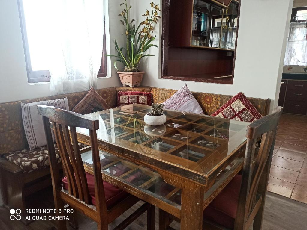 Zimbala@ Home Stay — Hotel in Darjeeling