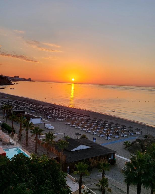 PARADISE SUITES Los Marinos Beach - 2