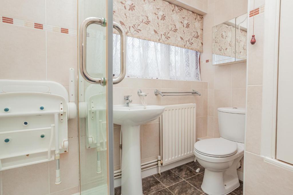 London North Downs rooms  photo